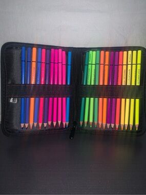 BRUTFUNER 24pc Fluorescent Colored Pencils Set